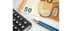10 errori che fanno perdere soldi ogni mese senza accorgersene